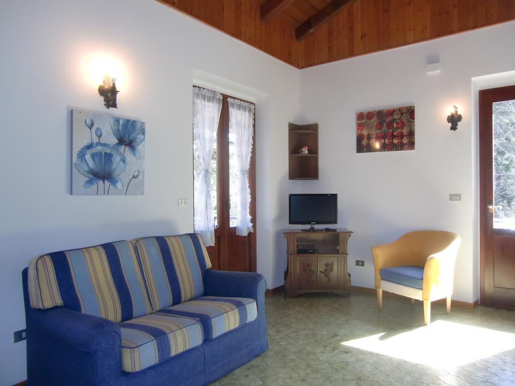 Apartamento Casa Ambra Val Maria-Pur Habitación foto