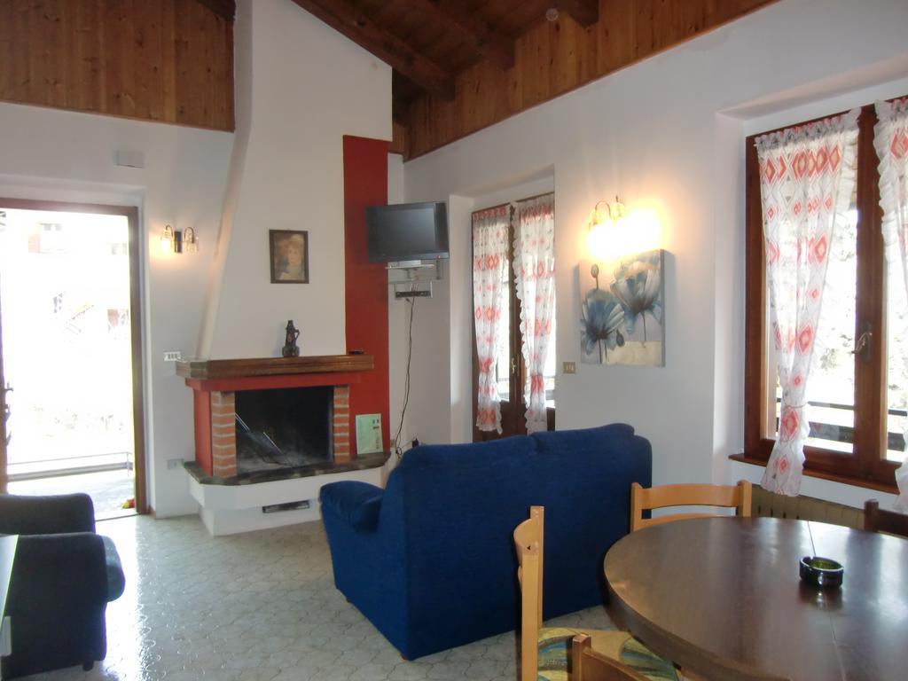 Apartamento Casa Ambra Val Maria-Pur Exterior foto
